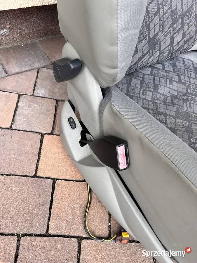 Opel Vivaro fotel kierowcy iławka podwojna Legnica
