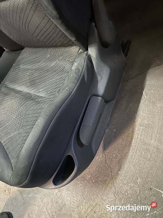 Fotel prawy lewy przód peugeot 308 T7 5d Kęty
