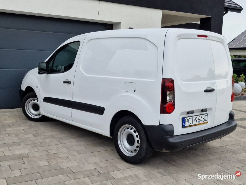Peugeot Partner NOWY ROZRZĄD OLEJ bezwypadkowy nieuszkodzony Czarnków