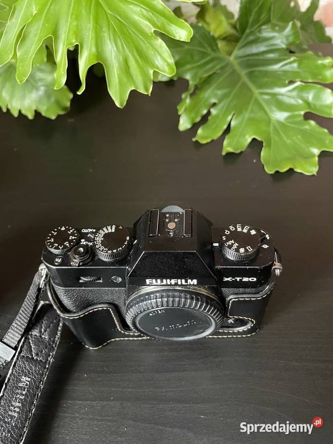 Aparat Fuji Fujilim XT20 Fujinon XF 18135 mm Gdynia sprzedam