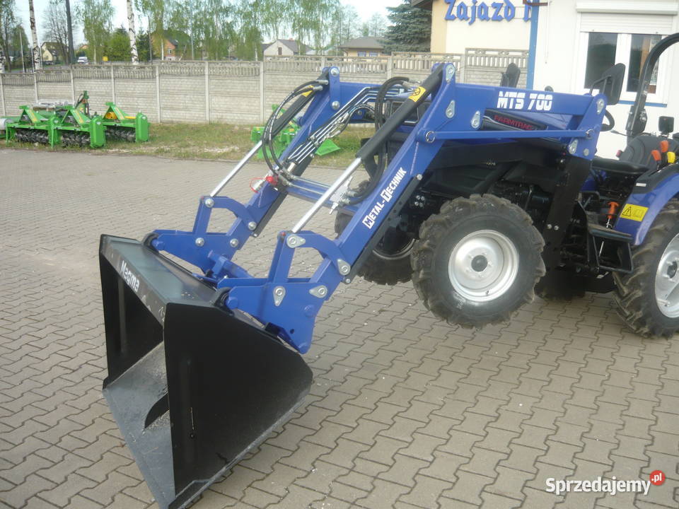 Minitraktorek Farmtrac 26 z ładowaczem Solis mazowieckie Kozienice