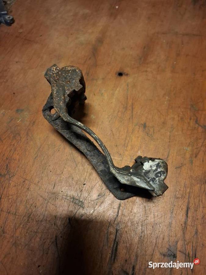 Jarzmo hamulcowe lewy przód Mazda 6 GG GY 20 Przyborów sprzedam