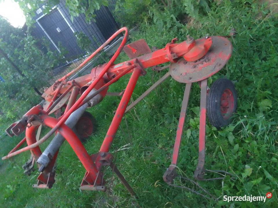 Maszyna do przewracania siana Zgrabiarki i przetrząsacze Pietrowice Wielkie
