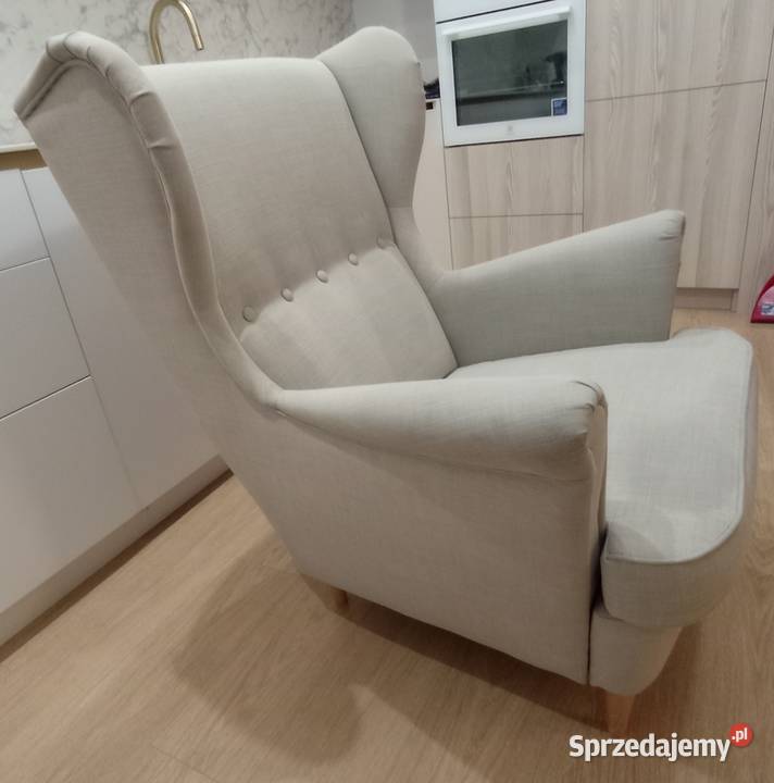 Fotel uszak z podnóżkiem