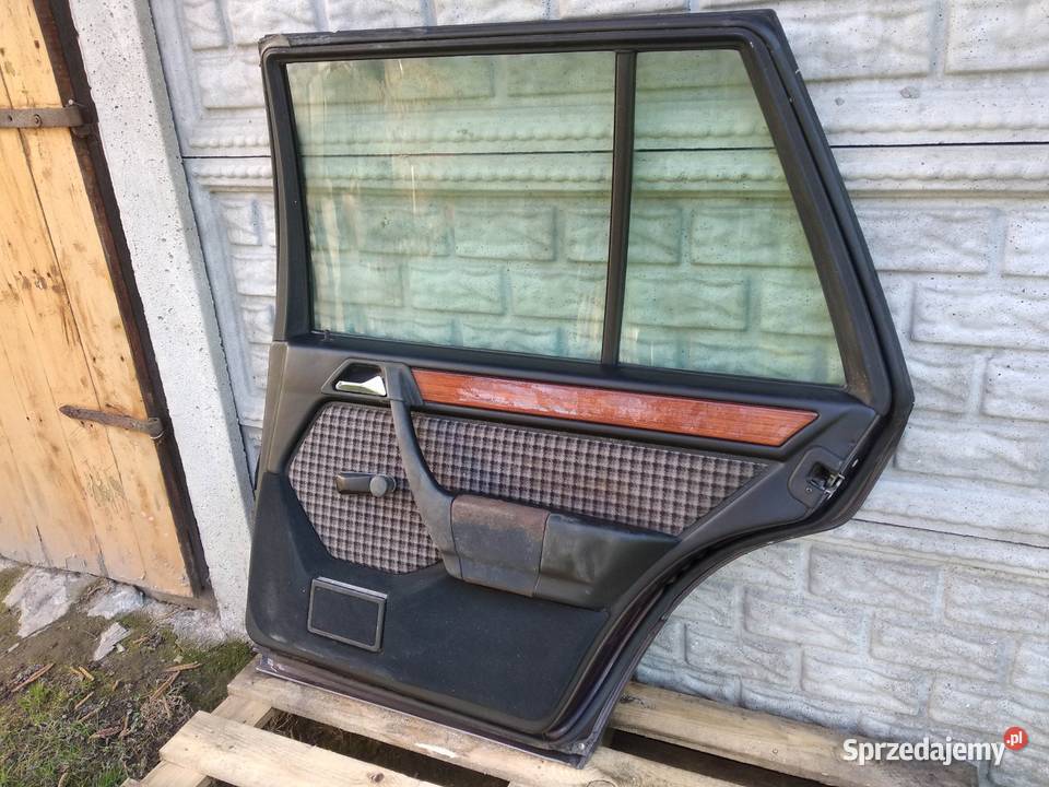 Mercedes W124 S124 kombi drzwi prawe tył tylne Sieradz
