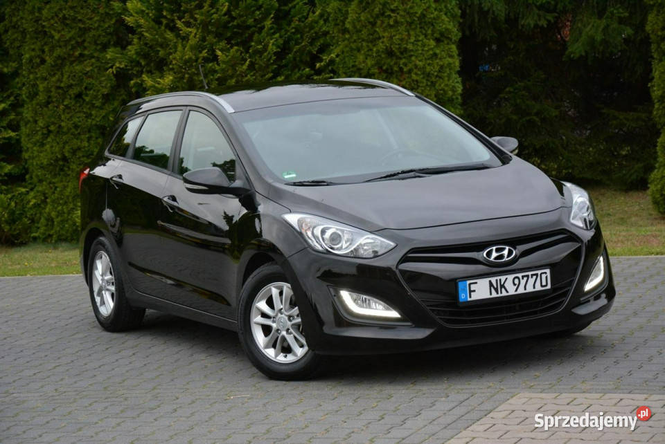 Hyundai i30 Ledy Klimatronic Parktronic grzane komputer pokładowy Ostrów Mazowiecka
