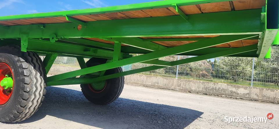 Przyczepa rolnicza na baloty skrzyniopalety nieuszkodzony Radom