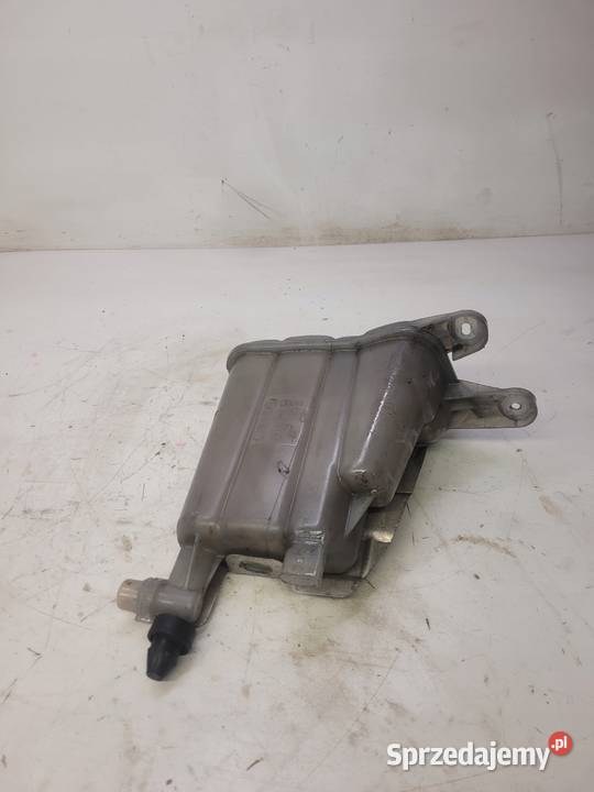 ZBIORNICZEK WYRÓWNAWCZY AUDI A4 S4 S5 8K0121405N Przystajń
