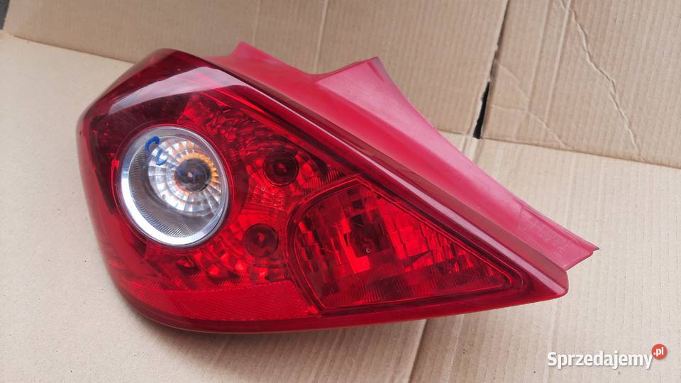 lampa tylna OPEL CORSA D 3 drzwi prawa 13186351 Lampy tylne dolnośląskie