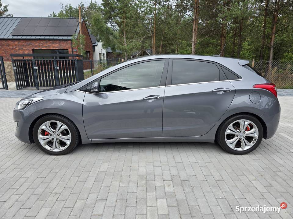 Hyundai i30 II Premium Navi Kamera niskie lakier metallic Białobrzegi