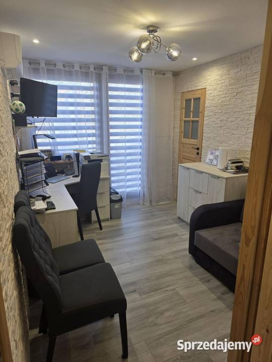 3pok 55met Żmigrodzkiej BALKONPIWNICAWINDA