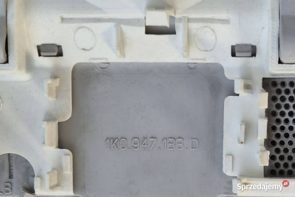 LAMPKA PODSUFITKI VW GOLF V 1K0947133A Działoszyce