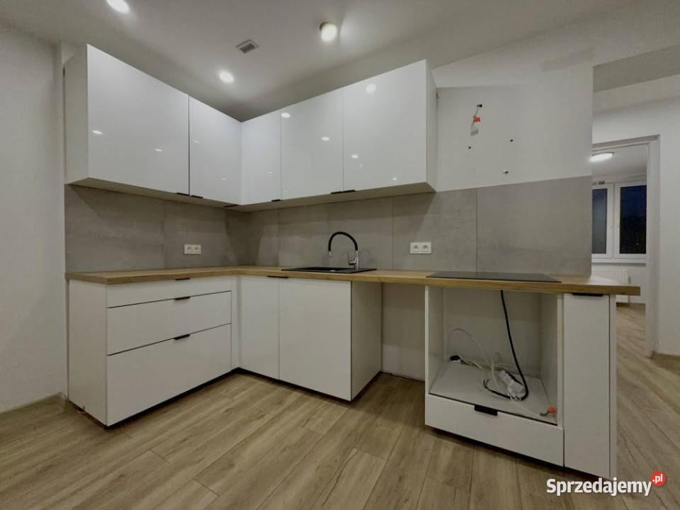 Mysłowice Armii Krajowej 46 m 3 pokoje remoncie Mieszkania