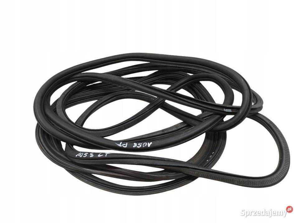 USZCZELKA DRZWI LEWY PRAWY TYŁ BAGAŻNIKA osobowe świętokrzyskie