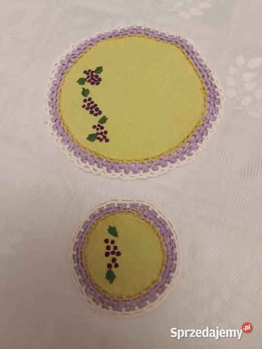 Serwetki 2 sztuki z okresu PRL Łąki Kozielskie sprzedam