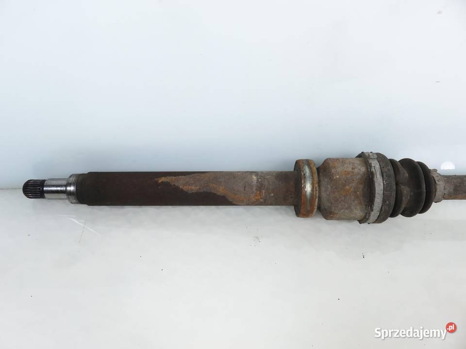 PÓŁOŚ PRAWA PRZEDNIA FORD FOCUS II 16