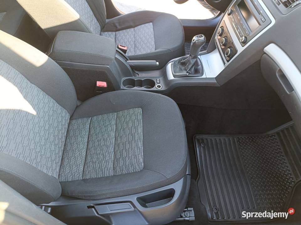 Skoda Octavia 2011 14 TSI ASO klimatyzacja Zarejestrowany w Polsce Kielce sprzedam