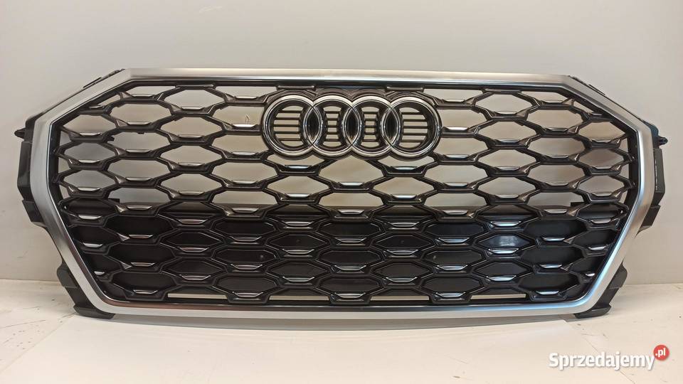 AUDI Q3 83A ATRAPA GRILL SLINE 83F853651 osobowe