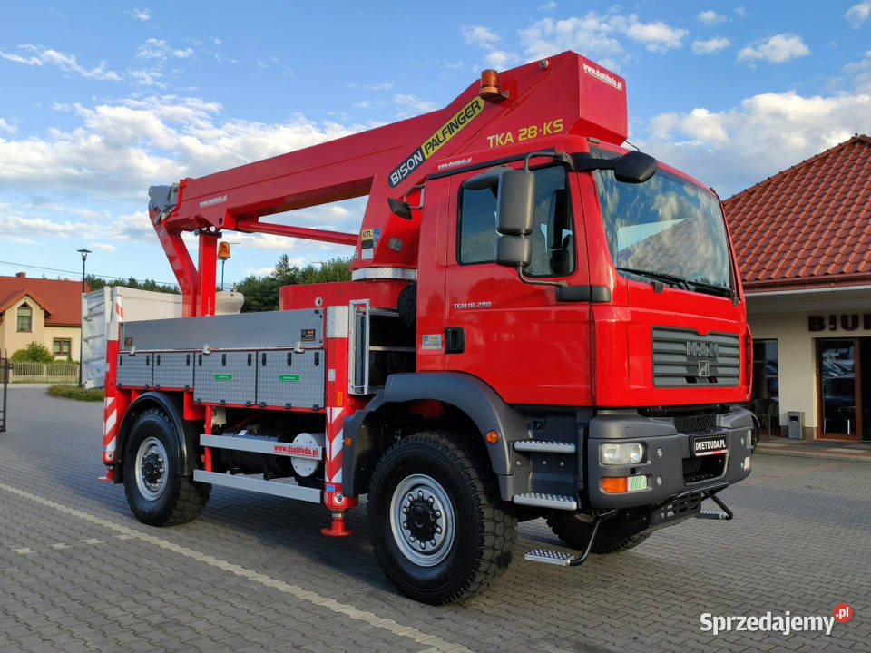 MAN TGM 18280 4x4 Zwyżka Bison Palfinger TKA 28 Rok produkcji 2009 Widełki