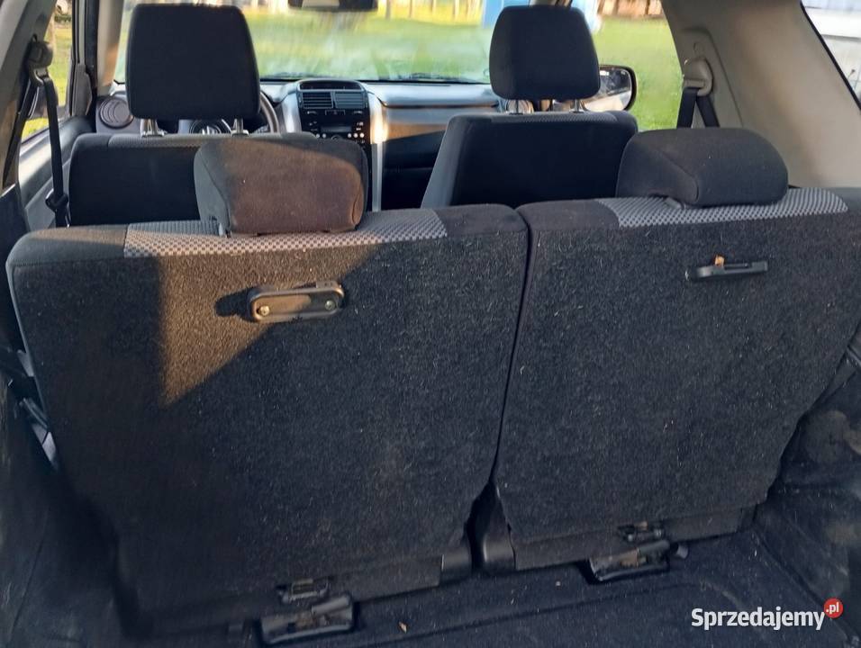 Terenówka Suzuki Grand Vitara 16b 4x4 Klima Hak Świdnica