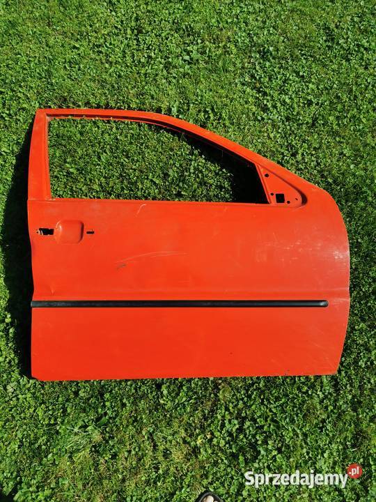 Drzwi VW Polo III czerwony prawy przód osobowe Pozostałe podkarpackie Sanok
