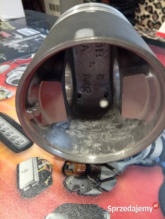 Tłok C 385 Turbo Gorzyce sprzedam