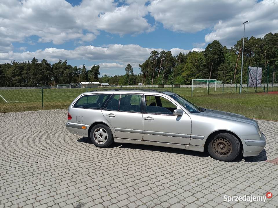 Sprzedam Mercedes e210 7 osobowy 22 cdi immobilizer