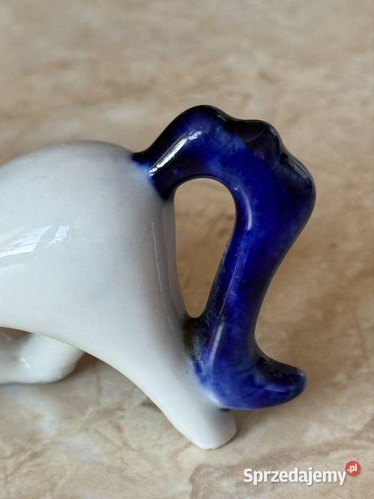Figurka chłopiec z koniem Porcelana i szkło sprzedam