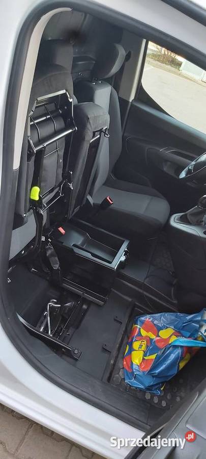 PEUGEOT PARTNER III 15 HDi 102 2019r klima 36 Peugeot Skarżysko-Kamienna