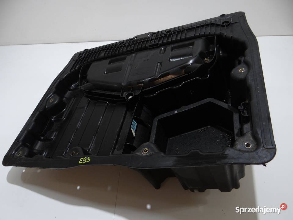 WNĘKA SCHOWEK BAGAŻNIKA BMW E93 7123492 Strzyżewice