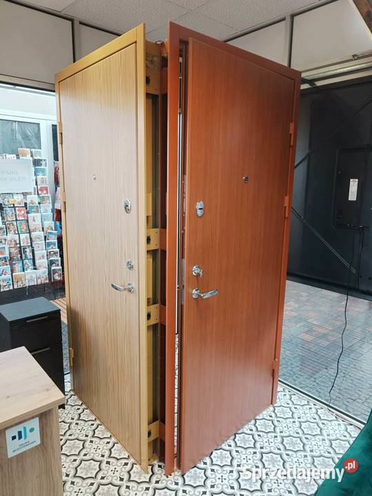 Drzwi wejściowe na lata montaz Warszawa