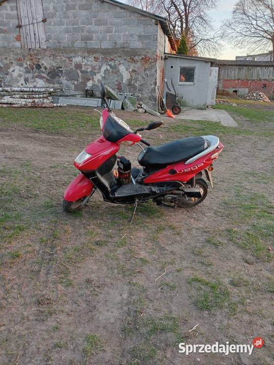 Skuter Zipp Rok produkcji 2007 Szemudzka Huta
