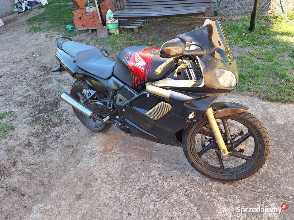 2002 Honda nsr 125 Rok produkcji 2002 Tuchola