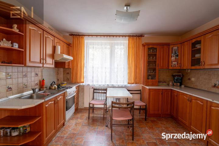 Dom wolnostojący 140m2 Strzyżów Liczba pokoi 3