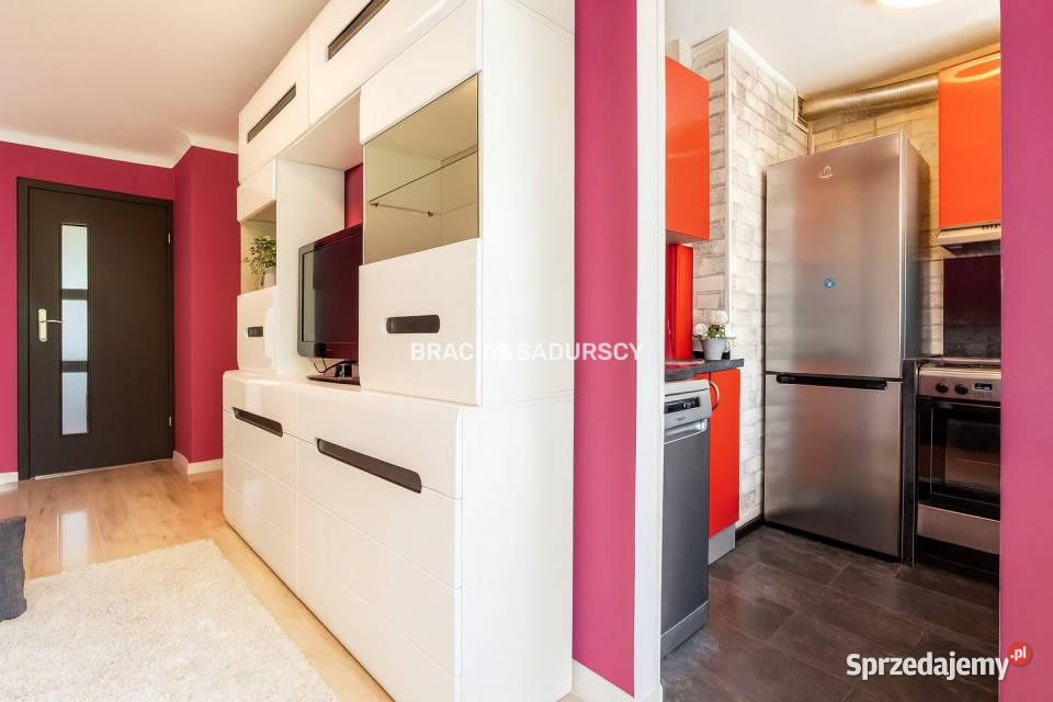 Mieszkanie na sprzedaż 346m 2pokojowe Kraków blok małopolskie