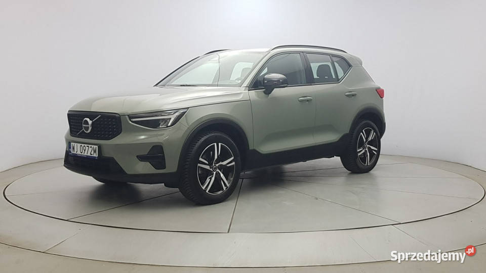 Volvo XC 40 B3 Plus Dark Z polskiego salonu benzyna Warszawa