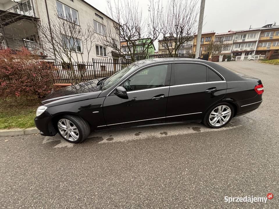 Mercedes w 212 2011r 22 Staszów