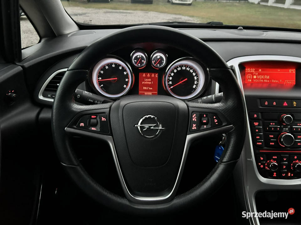 Opel Astra Cosmo J 20092019 benzyna Nowe Iganie