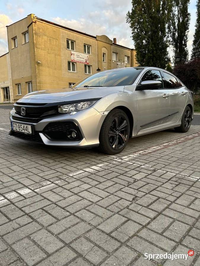 Honda Civic 10T elegance 2018 r drugi właściciel Zielona Góra