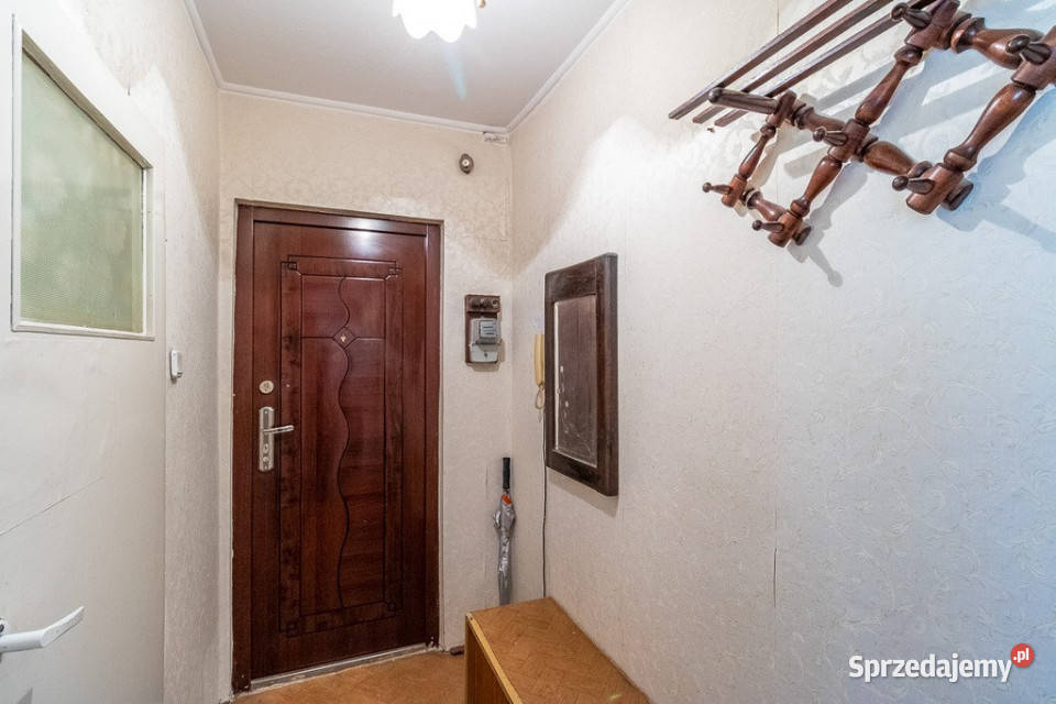 37 m z loggią do aranżacji Łódź Dąbrowa 37m2