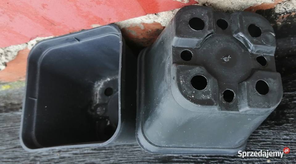 Doniczki produkcyjne kwadratowe P9 045L Siewierz sprzedam