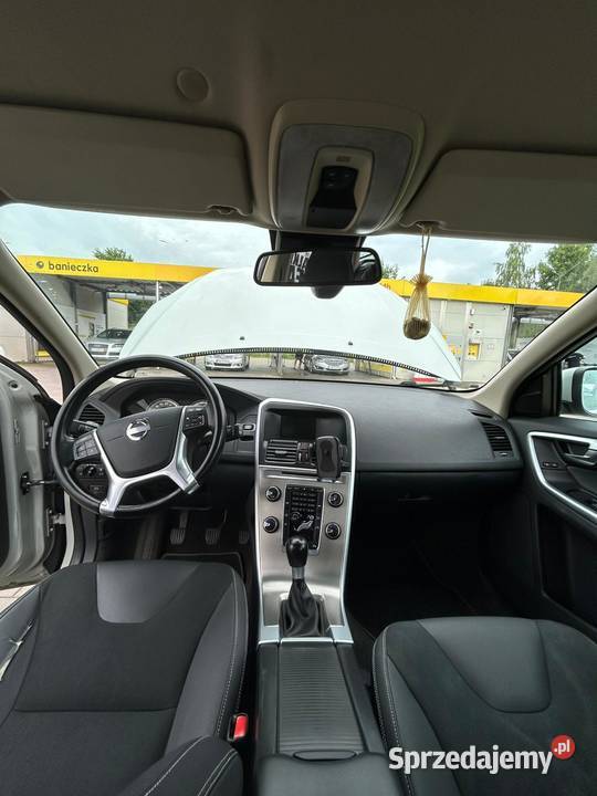Volvo XC60 Biała Perła manualna Wałbrzych