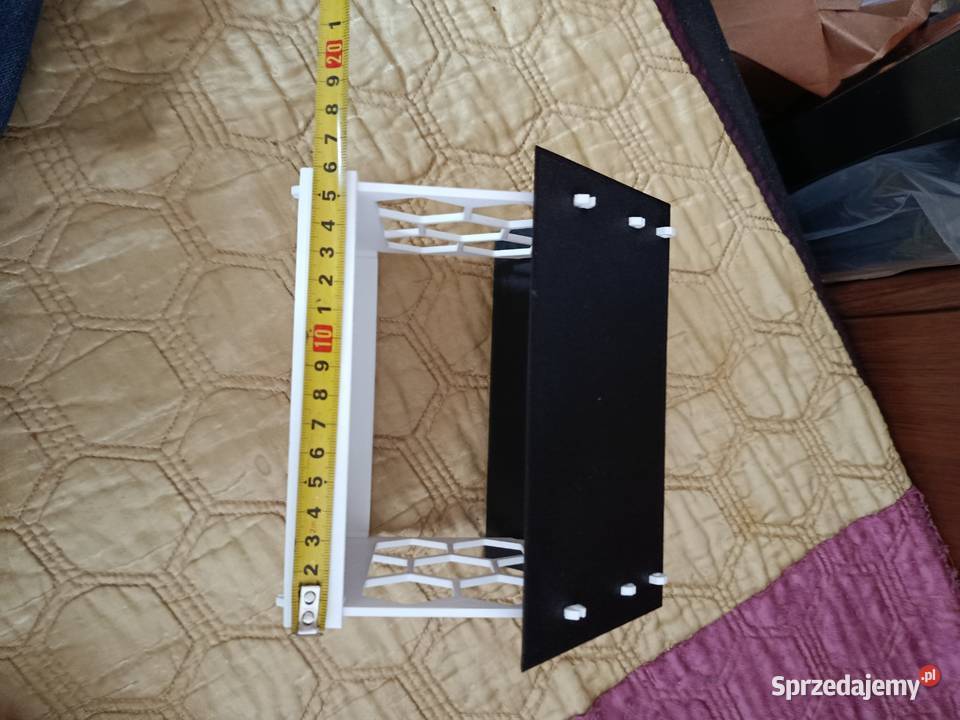 Karmnik ptaków Ogród mazowieckie Warszawa