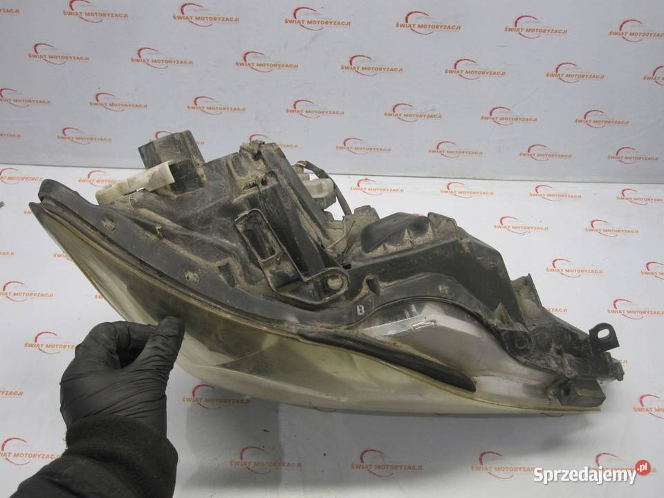 LEXUS IS II 08r lampa prawa przód ANGLIK Kielce