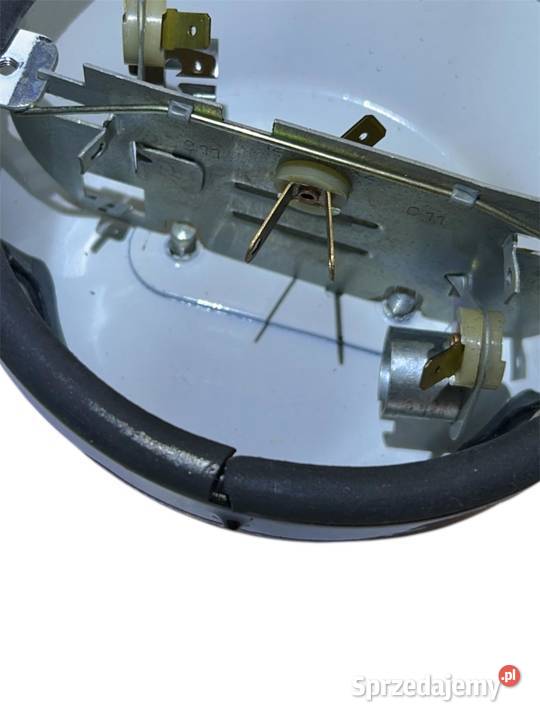 Lampa tylna C330 lewa prawa metalowa ORYGINAŁ Poznań