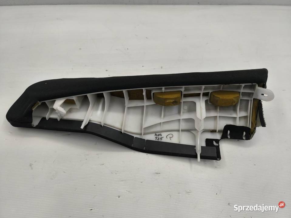 BOCZEK KANAPY PRAWY TOYOTA AVENSIS II T25 KOMBI Tapicerki samochodowe