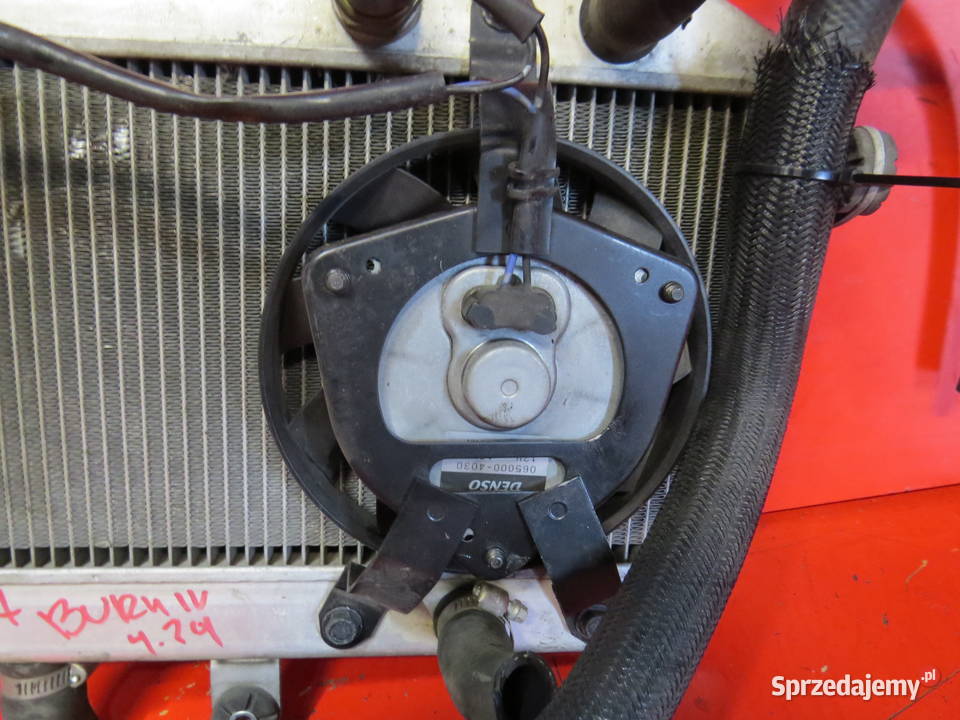 SUZUKI BURGMAN 400 250 07 k7 chłodnica sprzedam