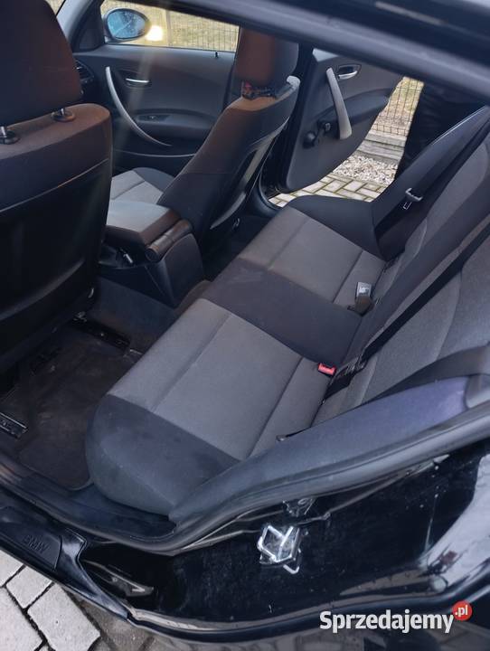 Sprzedam samochód osobowy marki BMW 116i Rok produkcji 2005 Pabianice