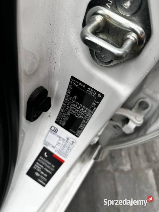 Toyota Corolla Sedan 18 Hybrid Style 140 ASO 1