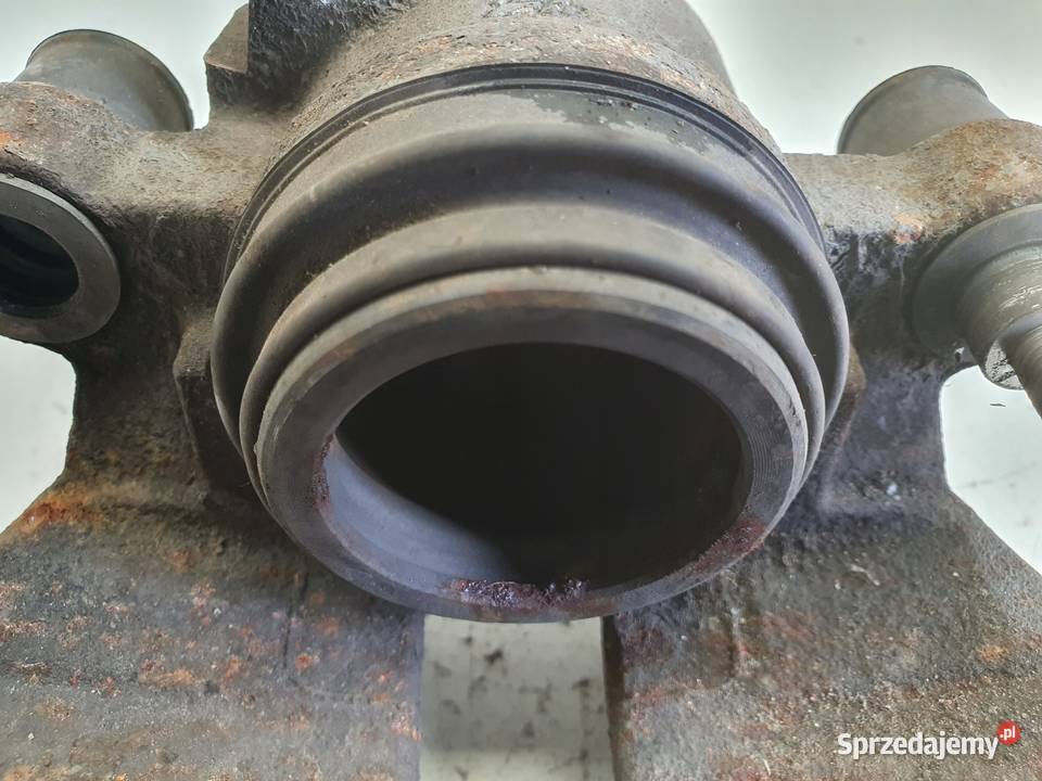 Volvo XC90 II PRZEDNI ZACISK HAMULCOWY lewy lubelskie Chełm